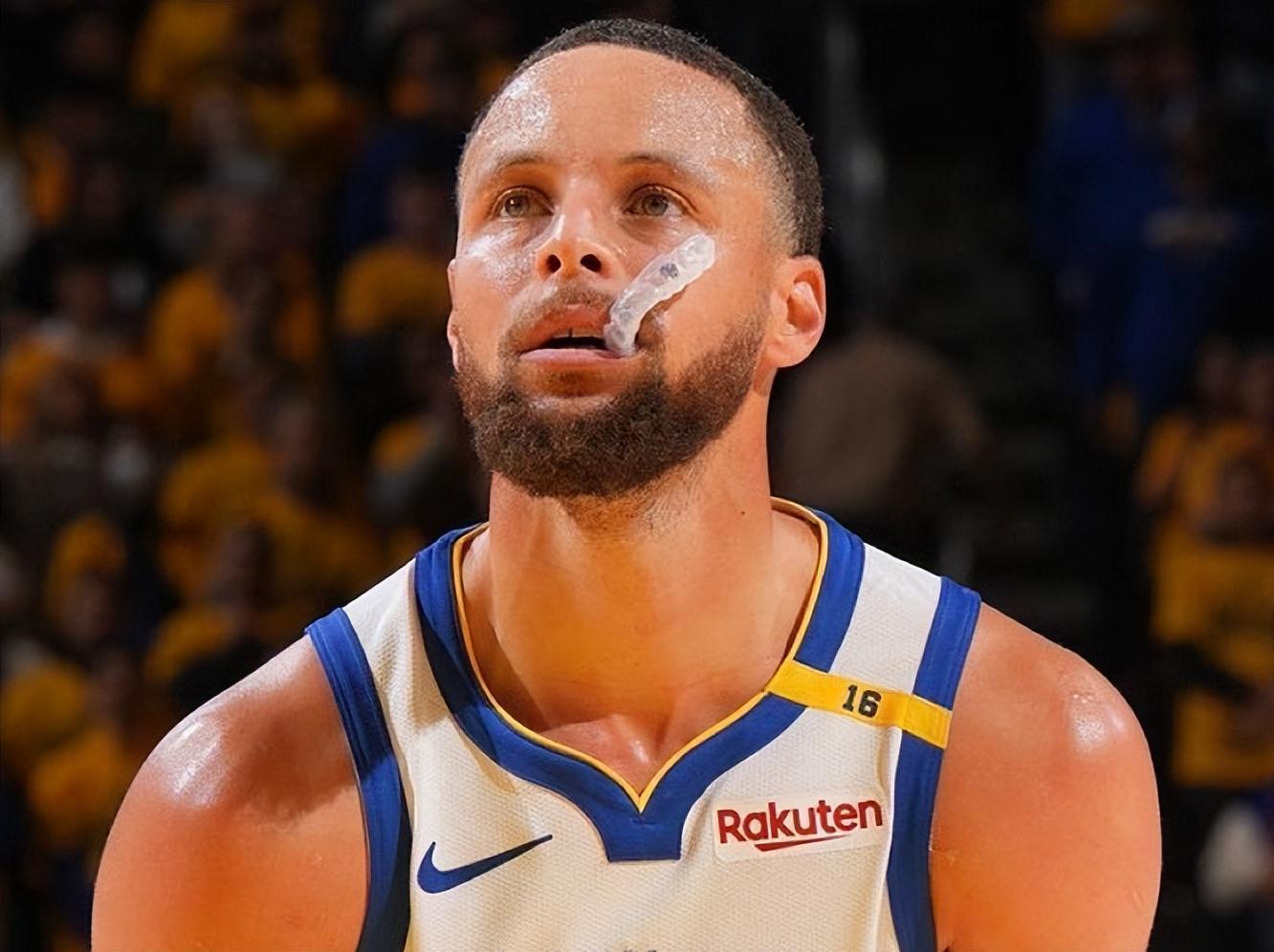 23分3板4助！27分6板5助！库里迎神级里程碑，弗拉格要抢最佳新秀