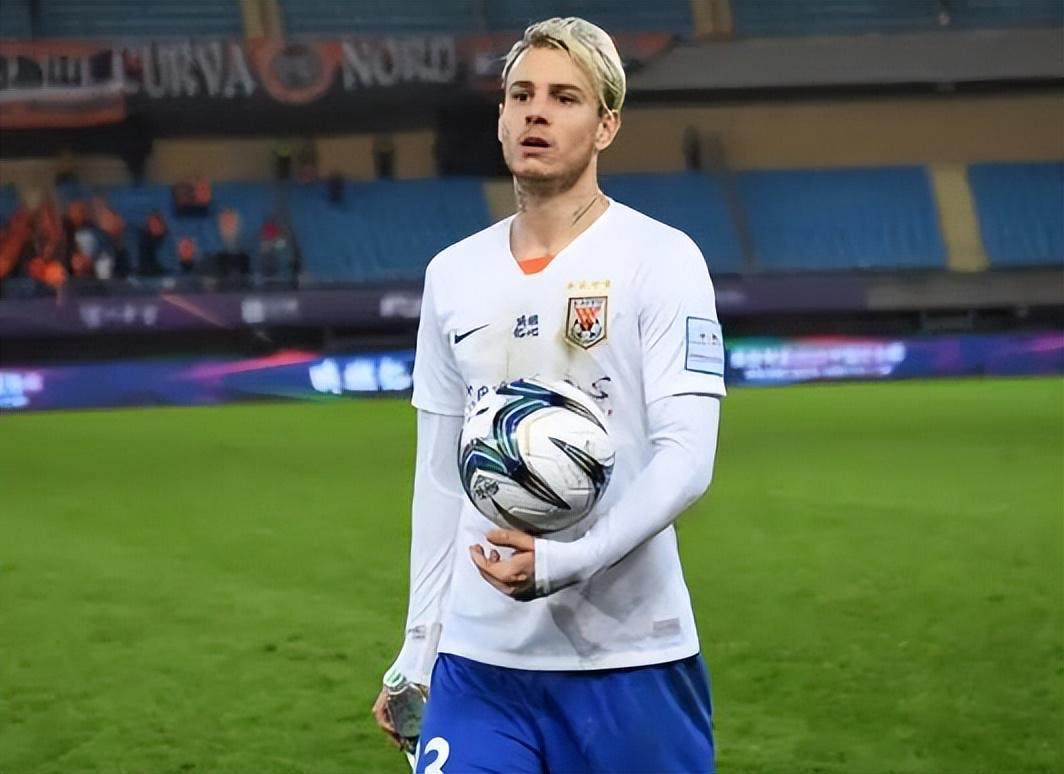 成都蓉城俱乐部未来缺谁都行！却唯独不能没有他，已成球队主心骨