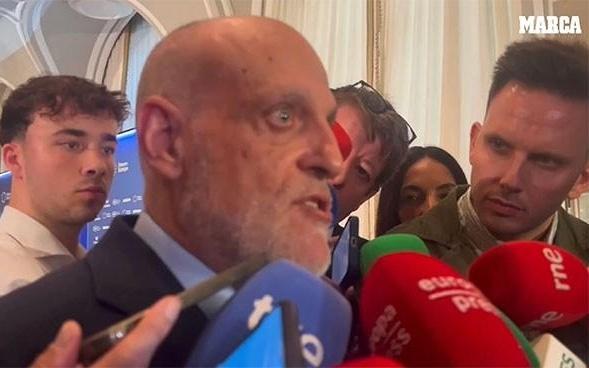 特瓦斯:我听到库尔图瓦说的话了,皇马球员只会说“有黑幕”