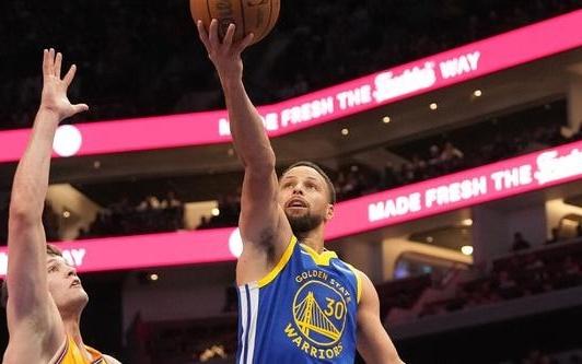 库里26+4米勒33分勇士客场力克黄蜂