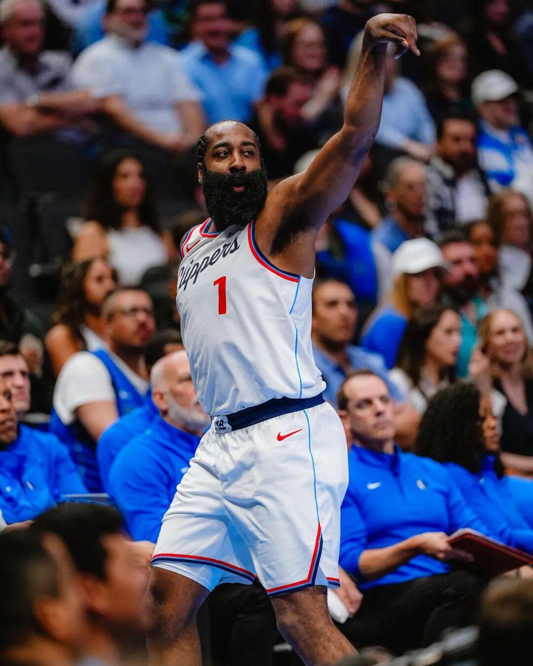 51分钟！哈登的41分三双，反而暴露快船最大问题