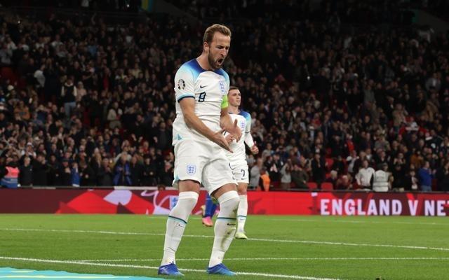 凯恩：塞尔维亚被我们压制到显得平庸其实上一场我们踢得也不错