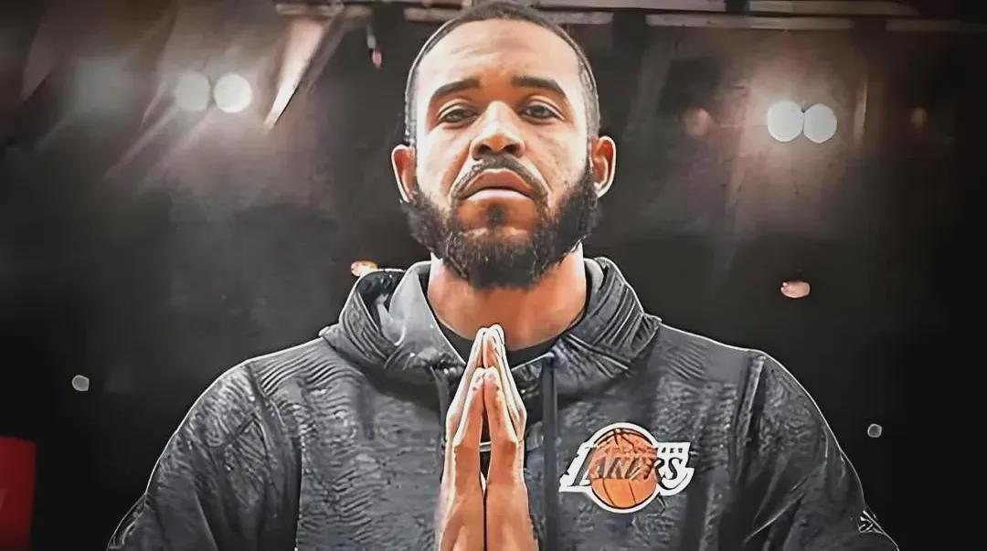 32+13！麦基炸裂首秀！NBA三冠中锋真有本事