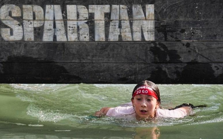 斯巴达勇士儿童赛杭州站开幕，近四千名小勇士完成周末挑战