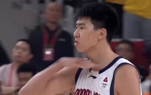 CBA官宣罚单：徐昕进攻得分后做出挑衅性不当手势处罚人民币2万元