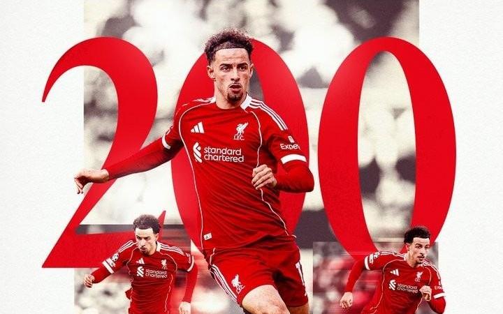 首发出战布莱顿，琼斯迎利物浦生涯第200次出场