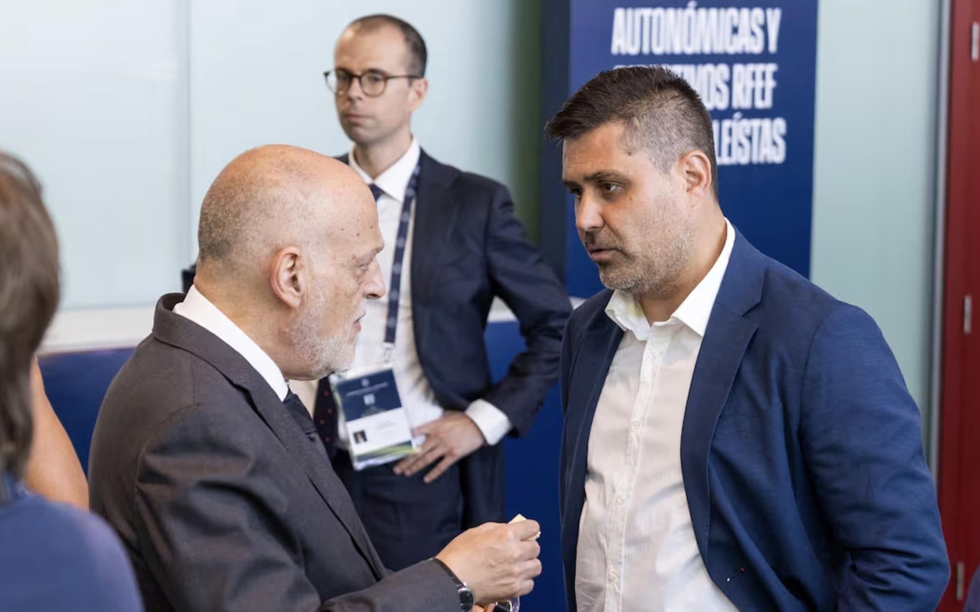 阿斯：西甲联盟将就开赛15秒抗议行为对AFE提起诉讼