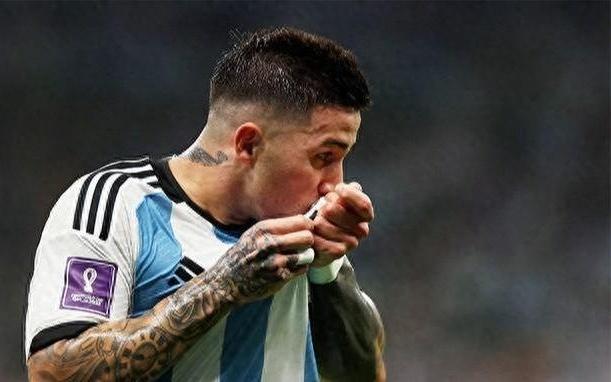 恩佐费尔南德斯：“我想接替梅西在阿根廷国家队的角色”
