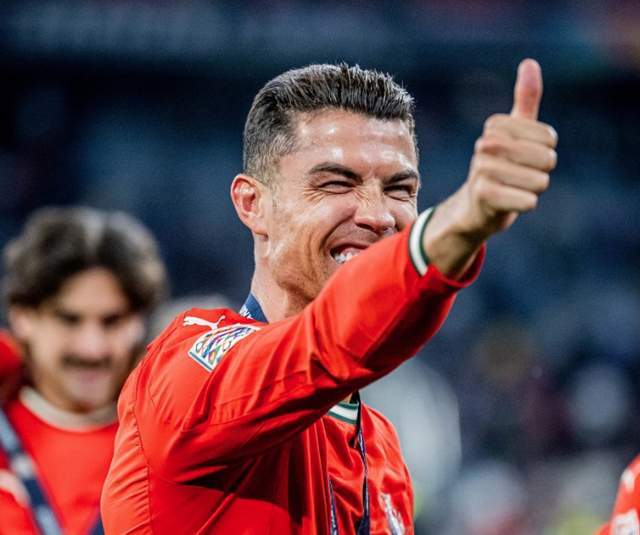 年度全球射手榜：C罗37球跻身前10梅西第4姆巴佩55球领跑