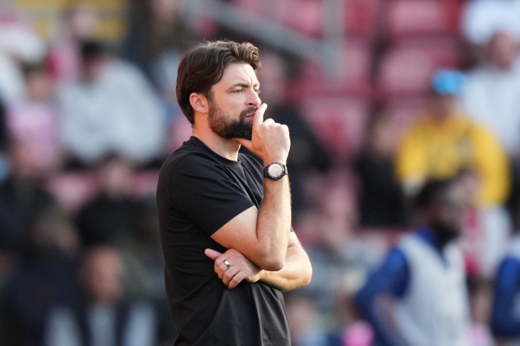 talkSPORT：拉塞尔马丁有可能接替范