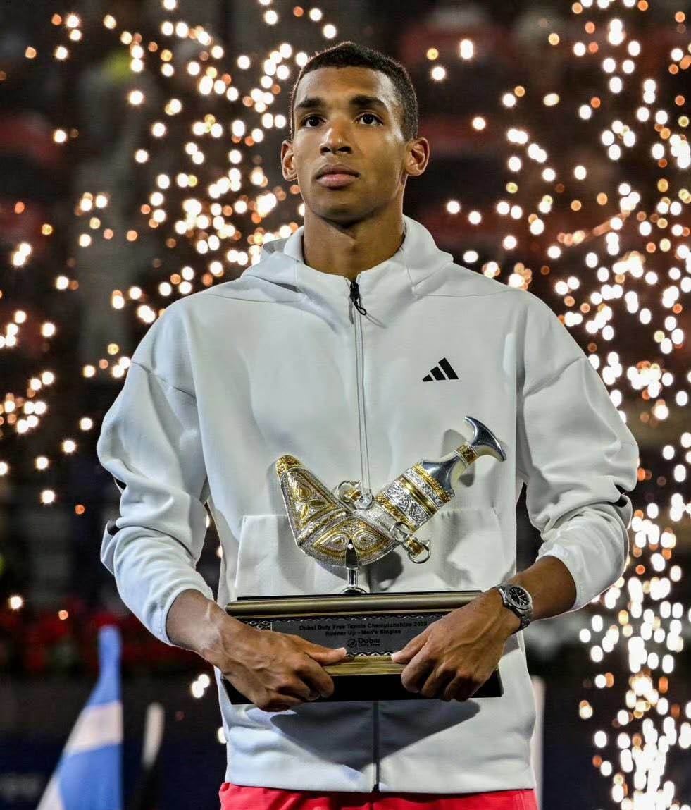 总决赛最后一席白热化竞争，穆塞蒂小黑疯子陪德约加练！