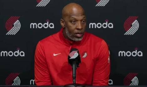 要去打发展联盟开拓者主教练：杨瀚森还不适应球队节奏！