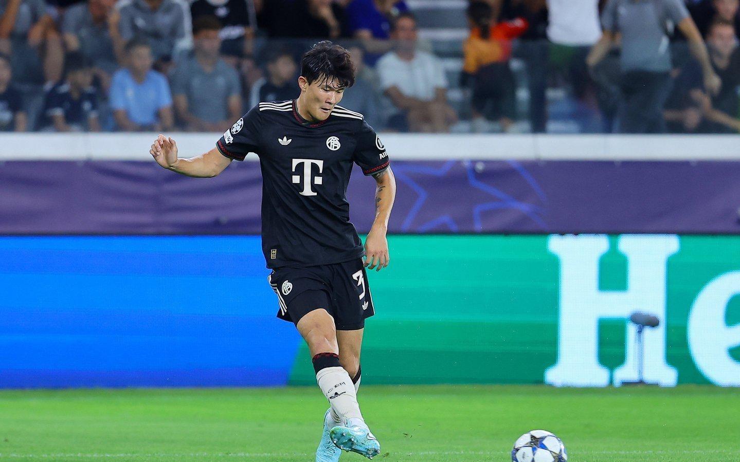 跟队：金玟哉脚和肩部受伤，韩国足协已知道他身体问题