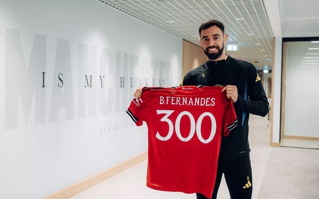 B费：曾向C罗寻求意见但最终还是留下