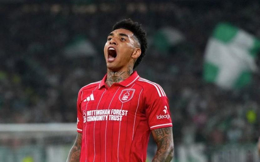 完美开局，伊戈尔热苏斯加盟森林前2次首发打进4球