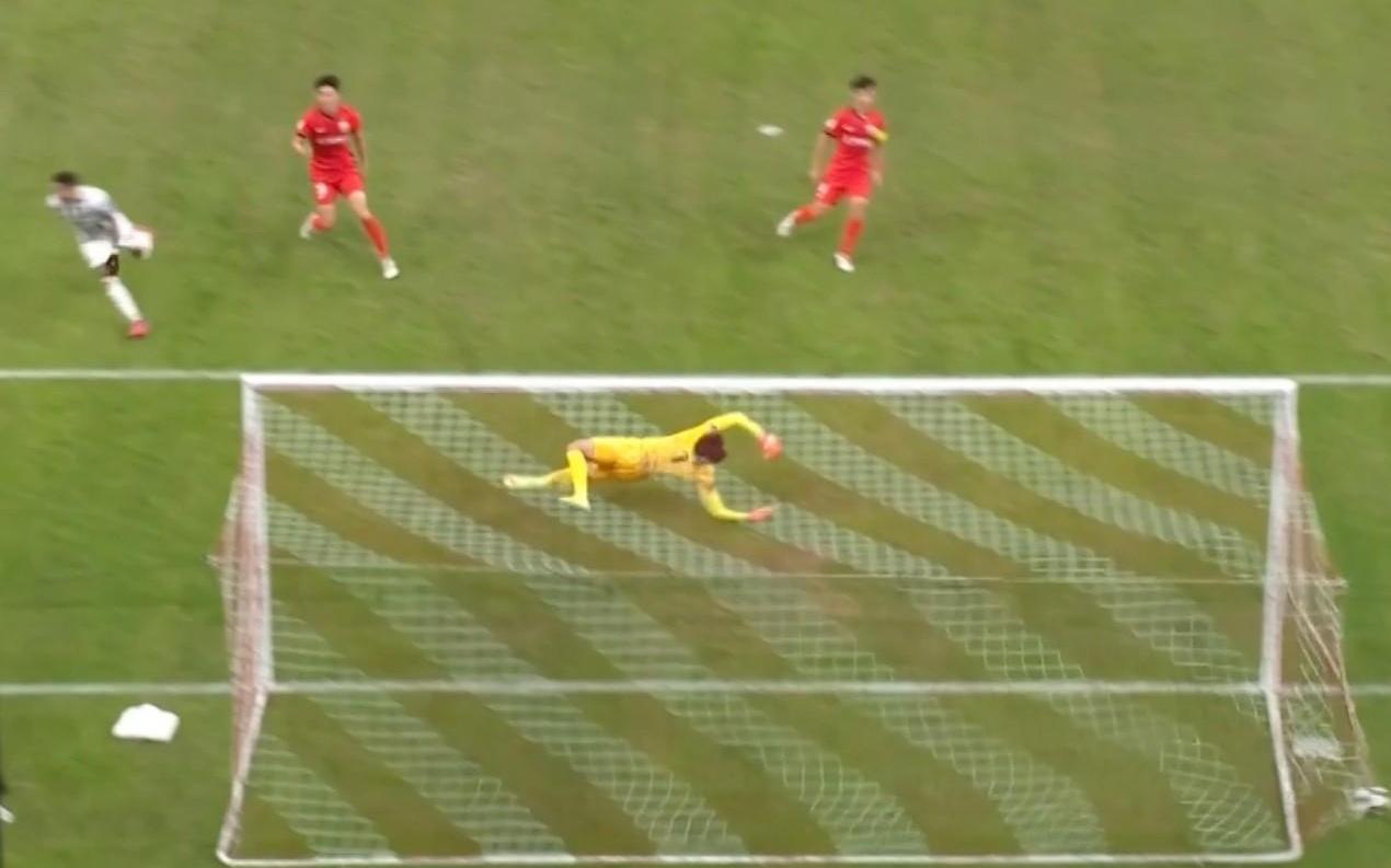 热议海港输球：古斯塔沃停赛影响大亚冠已是舆论负担