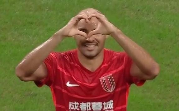 4场攻入5球，成都蓉城外援费利佩当选中超8月最佳球员