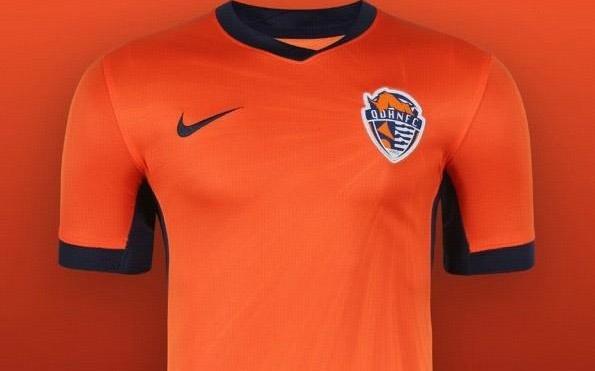 官方：耐克公布中超2026赛季16支俱乐部主场球衣