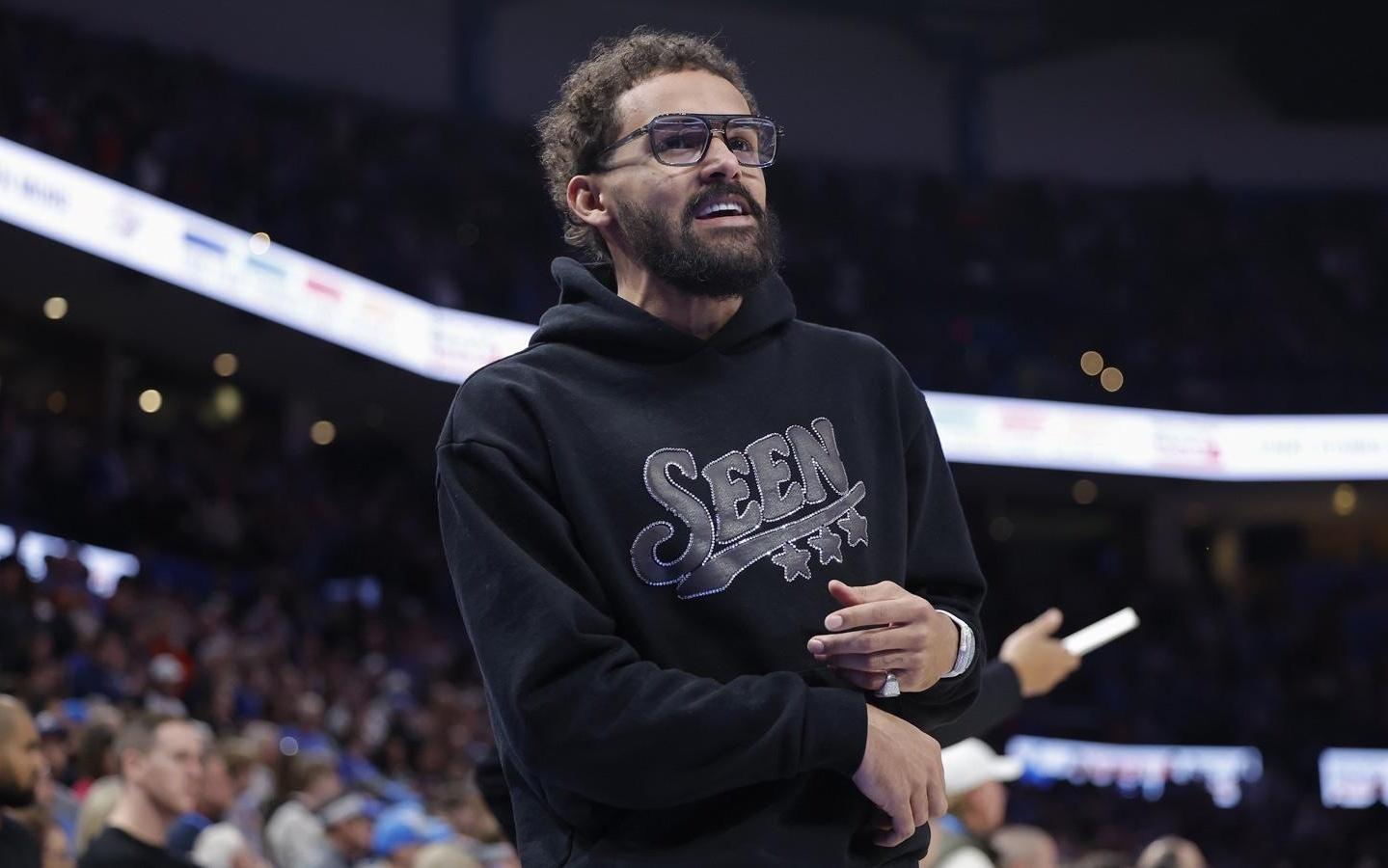 首秀推迟，特雷杨因股四头肌和膝盖伤势将缺席奇才打鹈鹕比赛