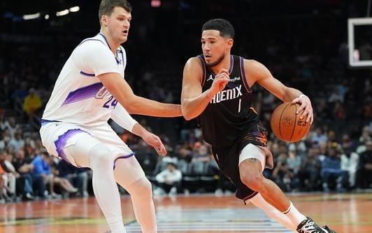 布克36+9马尔卡宁33分太阳主场大胜爵士