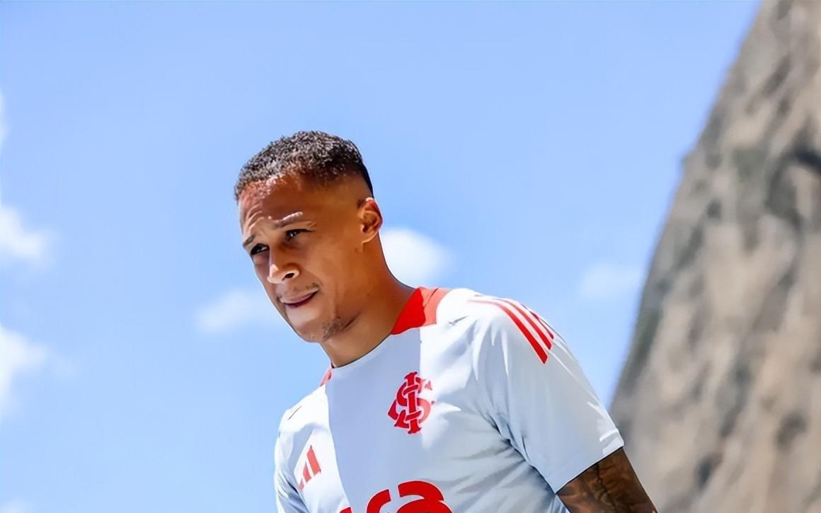 有钱！中超升班马报价巴西妖锋，身价4