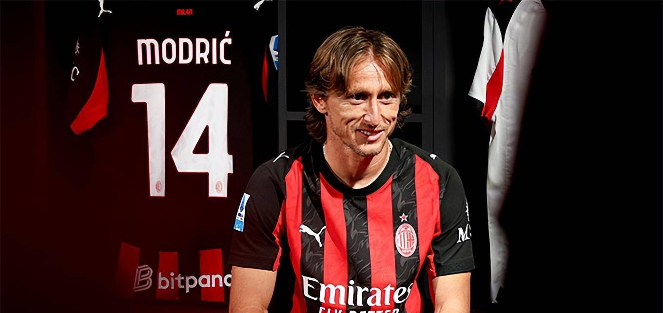 传奇依旧闪耀！40岁魔笛在米兰打出成绩：五项数据领跑带队登顶