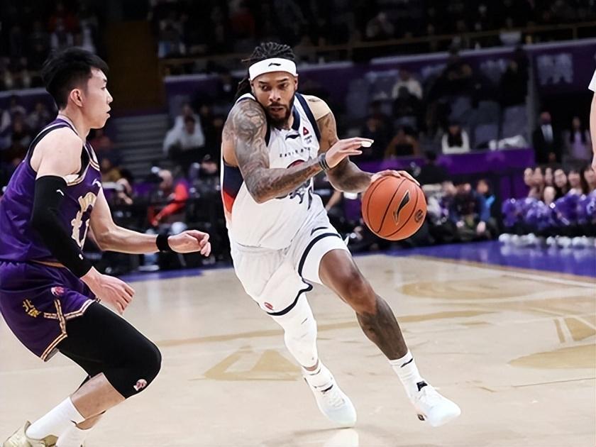 山东男篮迎战四川，主场开门红难度不大，王证等小将有望迎来首秀