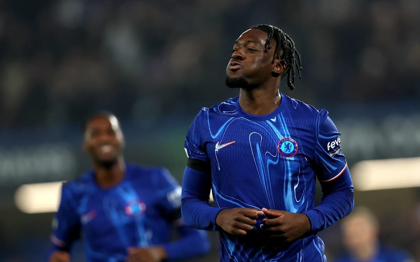 罗马诺：迪萨西会在1月离队，但目前还没有任何实质性的谈判