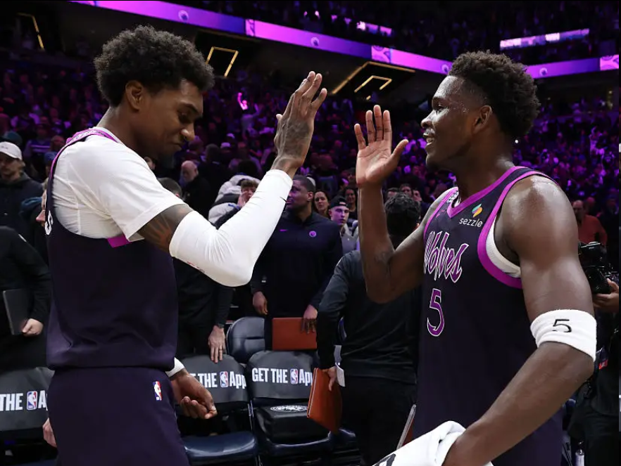 雷霆净负17罚球创本季输罚球纪录！美媒打趣：芬奇被驱逐很值