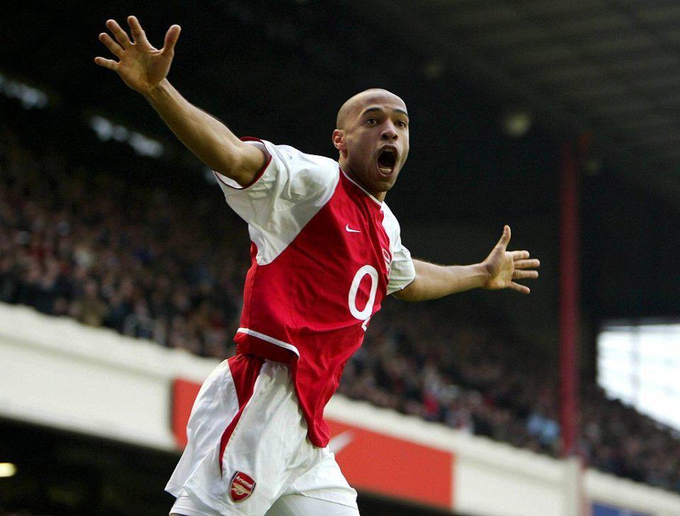 英超传奇球员分级曝光！C罗只位列第二级杰拉德更是被排在第三级