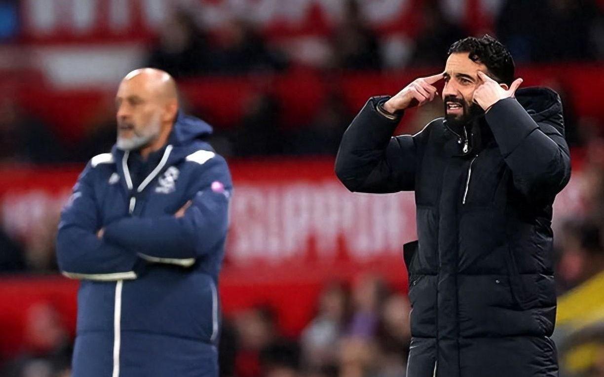 曼联主场痛失好局，阿莫林换人引发争议