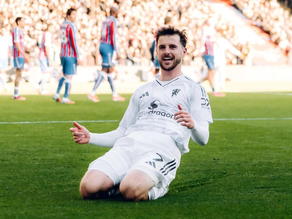 曼联霸气雪耻半场连轰2神仙球+逆转苦主近4轮首胜后跻身英超前6