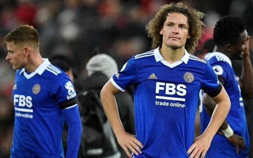 圣诞无薪可发莱斯特城推迟工资惹众怒，降级阴影下再陷信任危机