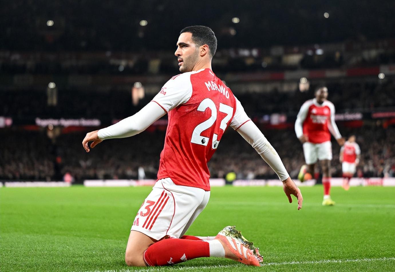 20！五大联赛最猛队诞生：三线连续18场不败，同时领跑英超+欧冠