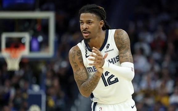 记者：莫兰特想要继续留在灰熊队，因为他爱死孟菲斯了