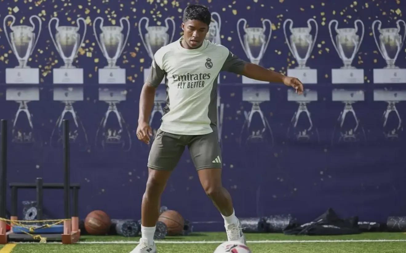 西媒：恩德里克希望租借离队，球员担心无缘明年世界杯