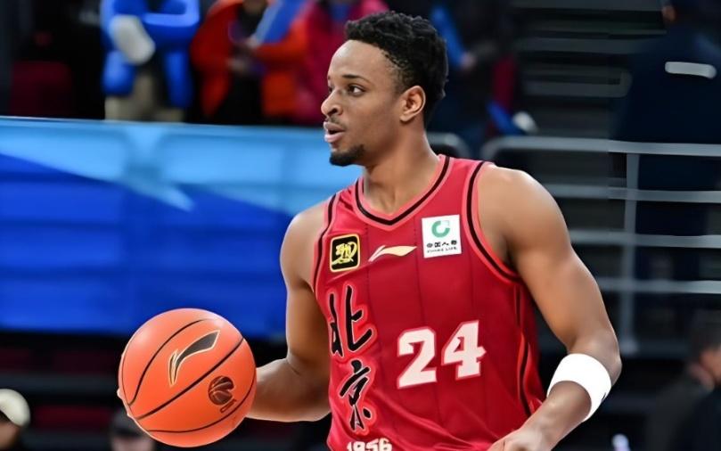 土豪队也减少投入了新疆队将签下上赛季表现平平的北京队外援