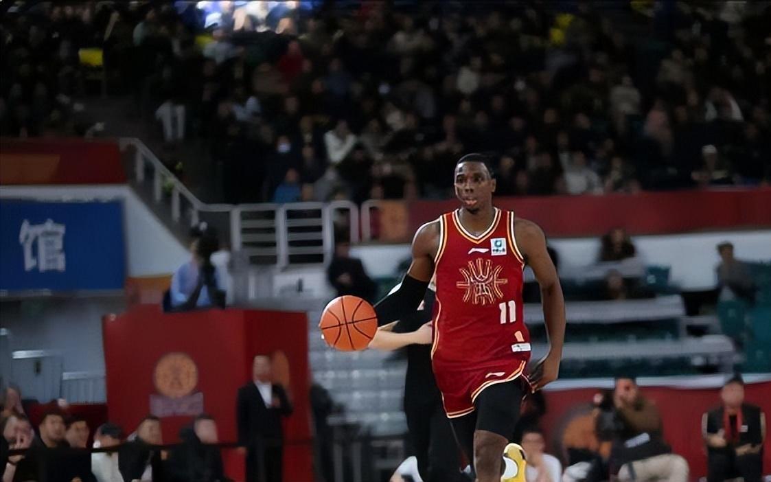 山西对阵天津，末节剩40秒时，才靠新外援艰难逆转，球迷有话说