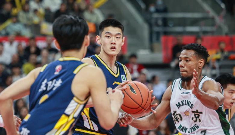 CBA14日比赛综述：郭昊文42分生涯新高，浙江加时输宁波