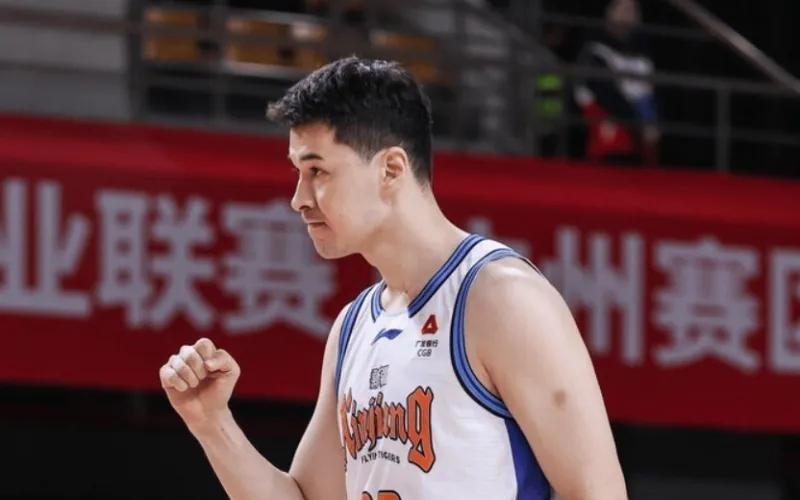 输广州发布会！姜正秀与伊福不满首节挖坑，期许跳球就匹配强度！