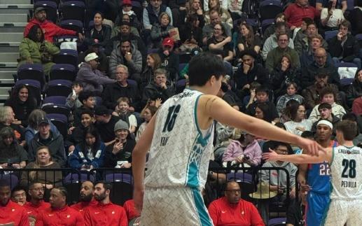 G联赛：杨瀚森14+17+2+2帽创篮板新高率混音大胜双杀蓝队