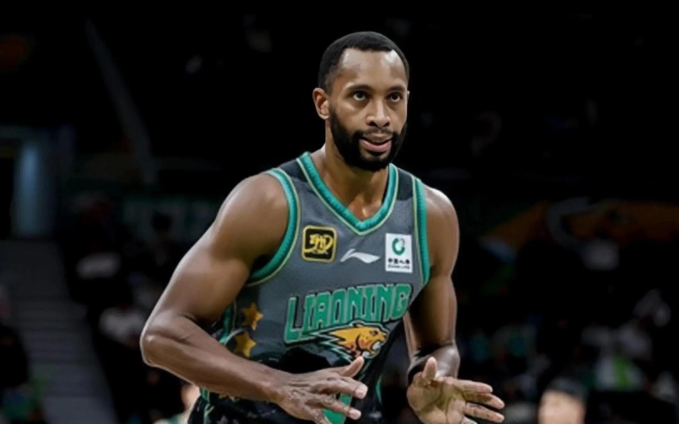 媒体人：山东男篮有意弗格但报价未达成一致，三、四外援会陆续到位