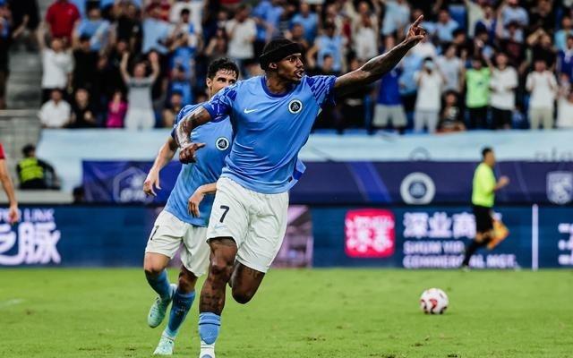 保级圈难兄难弟，新鹏城与梅州客家为留在中超努力！