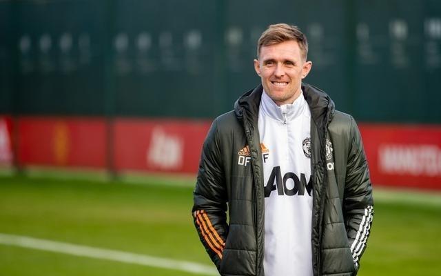 太阳报：曼联U18教练弗莱彻膝盖动手术，但仍坚持带队踢比赛