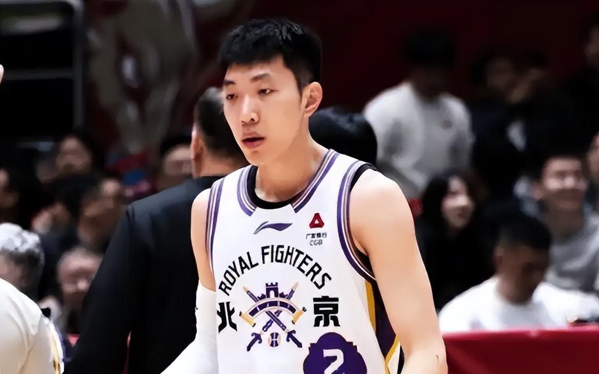 疯狂一夜：徐昕8板2帽，前CBA冠军13连败！北控遭浙江血洗引内讧