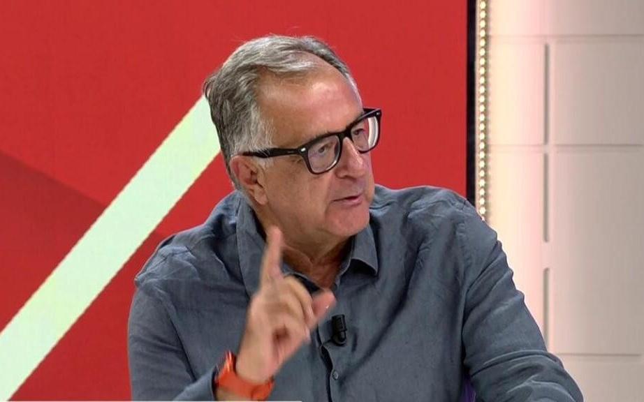 记者：特瓦斯的工资帽规则是13年的，现在25年了，该调整了