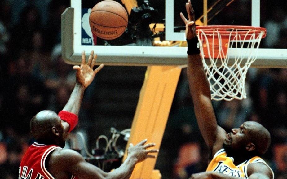 奥尼尔：差点封盖乔丹让我不再怕他我是最后一个赢过他的人