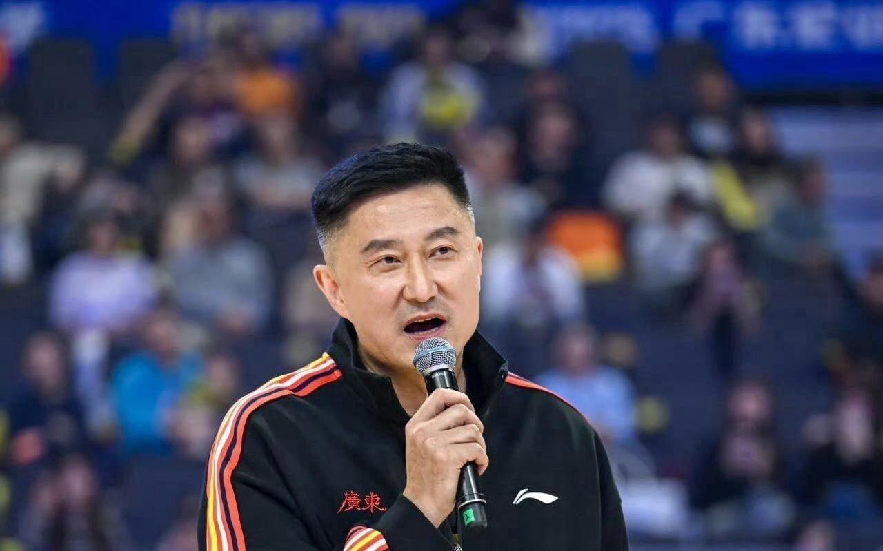 如何限制山西的两名超级外援，广厦只用了一招，杜锋该好好研究了