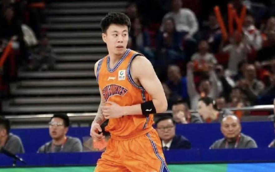 77号的跨洋共鸣！张镇麟为湖人球员东契奇全明星拉票