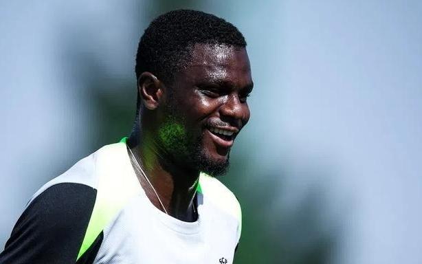 记者：若格伊冬窗离队，水晶宫将追求葡体后卫迪奥曼德